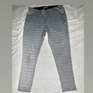 MAZE COLLECTION Black&Gray Pattern Tights